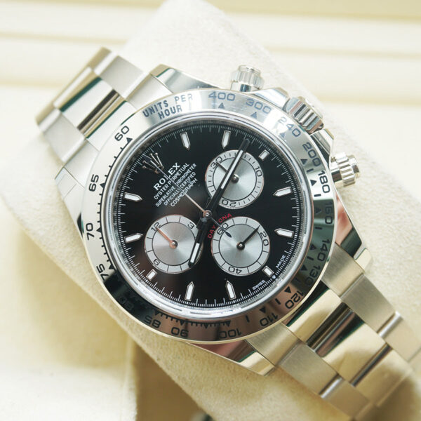 DSC01006_1.jpg Rolex Cosmograph Daytona Black Dial Silver Panda 126509