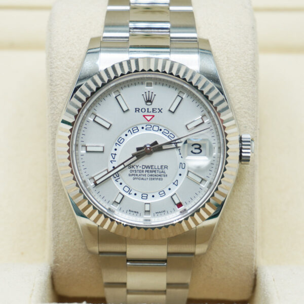 DSC01032.jpg Rolex Sky-Dweller 42mm Stainless Steel 326934 White Dial