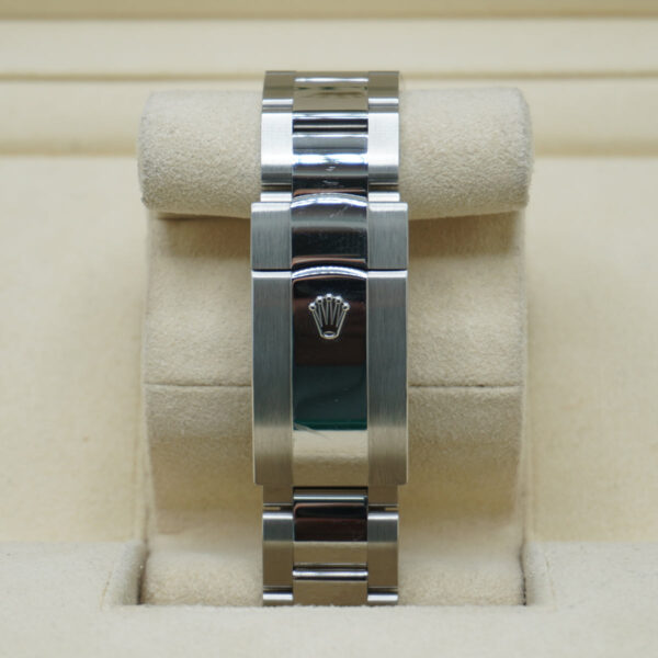 DSC01039.jpg Rolex Sky-Dweller 42mm Stainless Steel 326934 White Dial