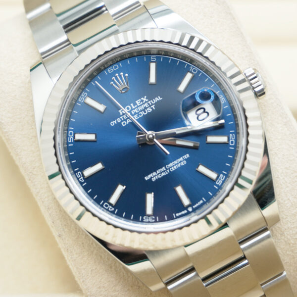 DSC01952.jpg Rolex Datejust 41mm Bright Blue Dial Fluted Bezel 126334