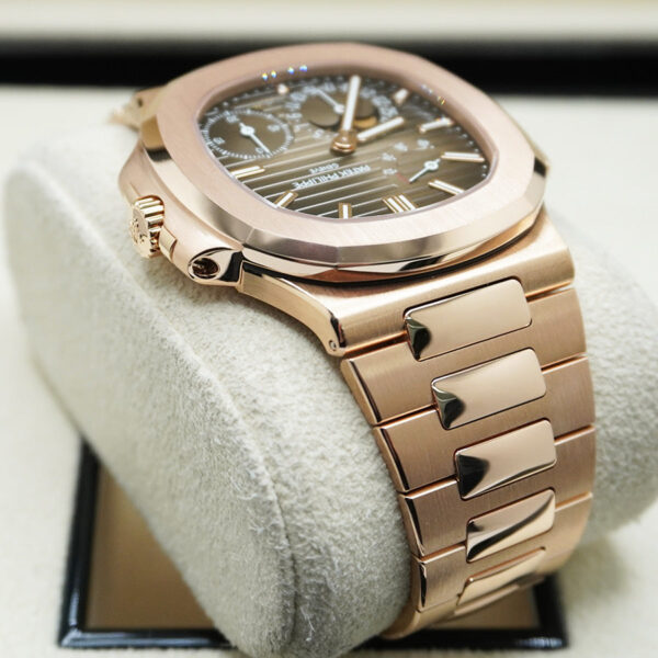 DSC04590.jpg Patek Philippe Nautilus Self-Winding 40mm 5712-1R-001 Brown Dial