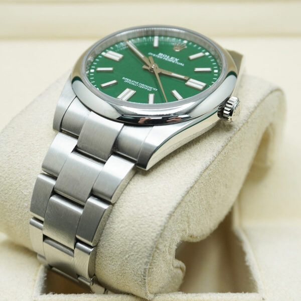 DSC05083.jpg Rolex Oyster Perpetual Green Dial Domed Bezel 41mm 124300