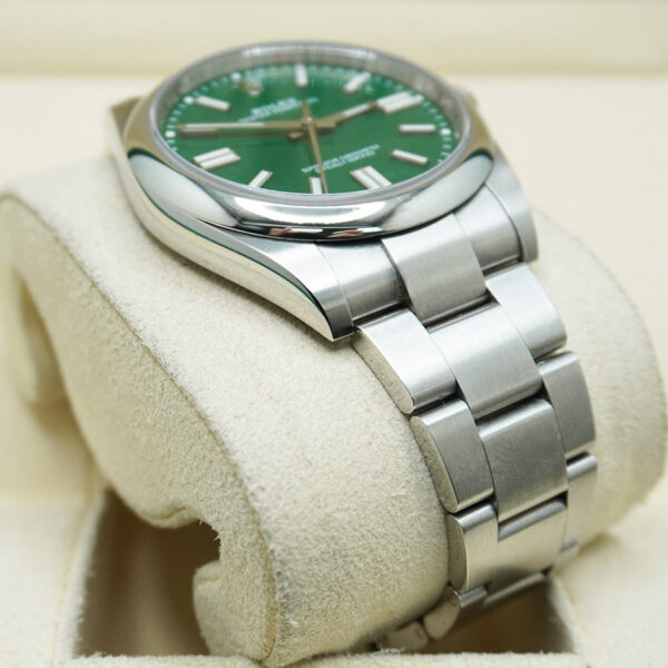 DSC05084.jpg Rolex Oyster Perpetual Green Dial Domed Bezel 41mm 124300