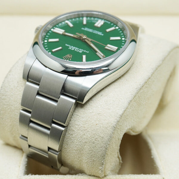 DSC05085.jpg Rolex Oyster Perpetual Green Dial Domed Bezel 41mm 124300