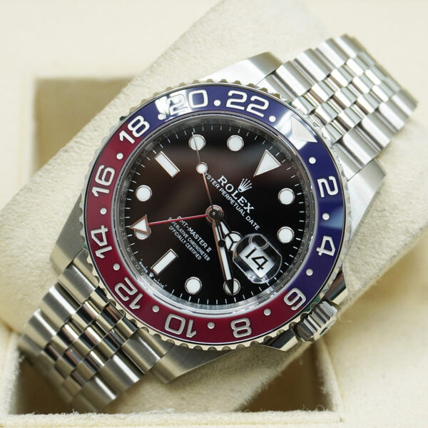 DSC05429.jpg Rolex GMT-Master II "Pepsi" 40mm 126710BLRO Black Dial