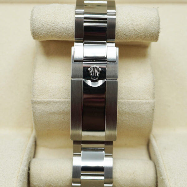DSC05633.jpg Rolex GMT-Master II "Bruce Wayne" 126710GRNR