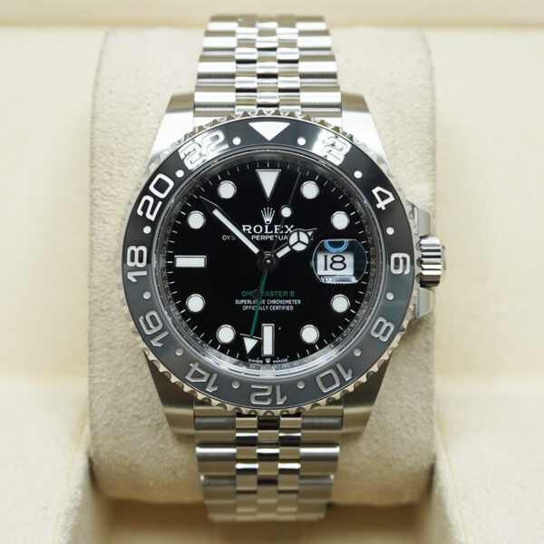 DSC05692.jpg Rolex GMT-Master II "Bruce Wayne" 126710GRNR