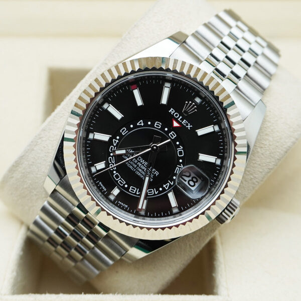 DSC06848.jpg Rolex Sky-Dweller 42mm Stainless Steel 326934 Black Dial