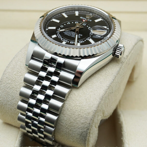 DSC06849.jpg Rolex Sky-Dweller 42mm Stainless Steel 326934 Black Dial