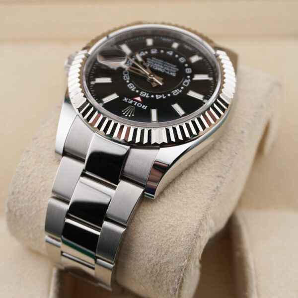 DSC07703_0453bc15-06dc-4947-a282-1451fcf22a5c.jpg Rolex Sky-Dweller 42mm Stainless Steel 326934 Black Dial