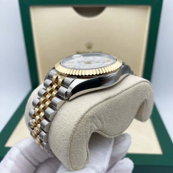 IMG_2291.jpg Rolex Sky-Dweller 42mm 326933 White Dial