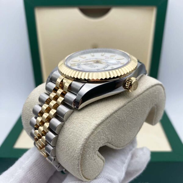 IMG_2292.jpg Rolex Sky-Dweller 42mm 326933 White Dial
