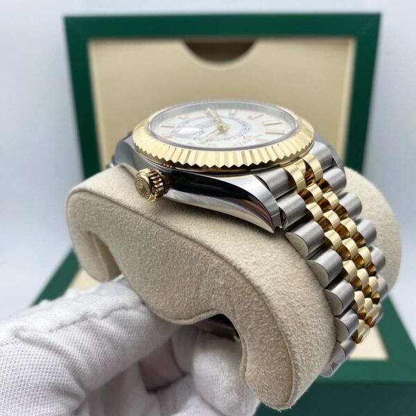 IMG_2293.jpg Rolex Sky-Dweller 42mm 326933 White Dial