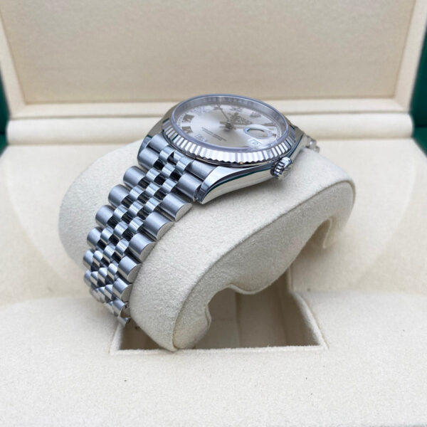 IMG_5296.jpg Rolex Datejust 36mm Fluted Bezel Jubilee Bracelet Silver Diamond 6 and 9 Hour Marker Dial