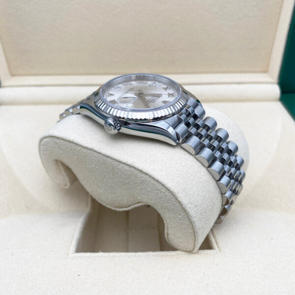 IMG_5297.jpg Rolex Datejust 36mm Fluted Bezel Jubilee Bracelet Silver Diamond 6 and 9 Hour Marker Dial