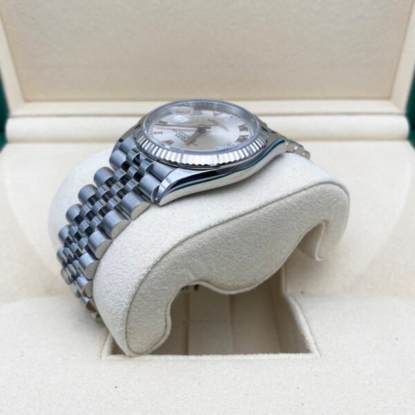 IMG_5298.jpg Rolex Datejust 36mm Fluted Bezel Jubilee Bracelet Silver Diamond 6 and 9 Hour Marker Dial