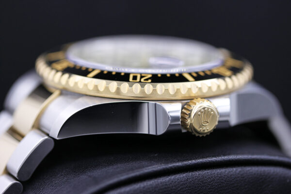 IMG_6054.jpg Rolex Sea-Dweller 43mm 126603 Black Dial