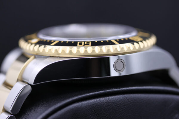 IMG_6056.jpg Rolex Sea-Dweller 43mm 126603 Black Dial