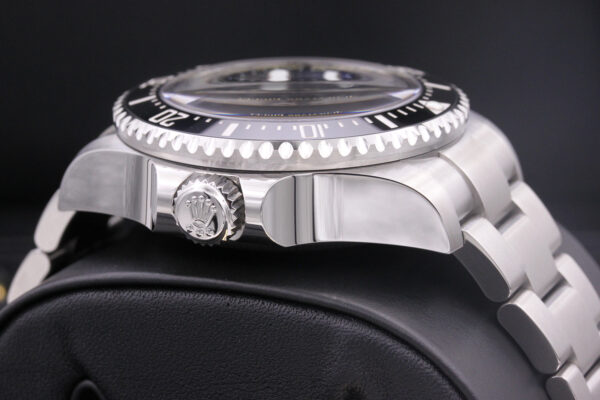 IMG_6673.jpg Rolex Sea-Dweller Deepsea 44mm 126660 James Cameron Blue / Black Dial