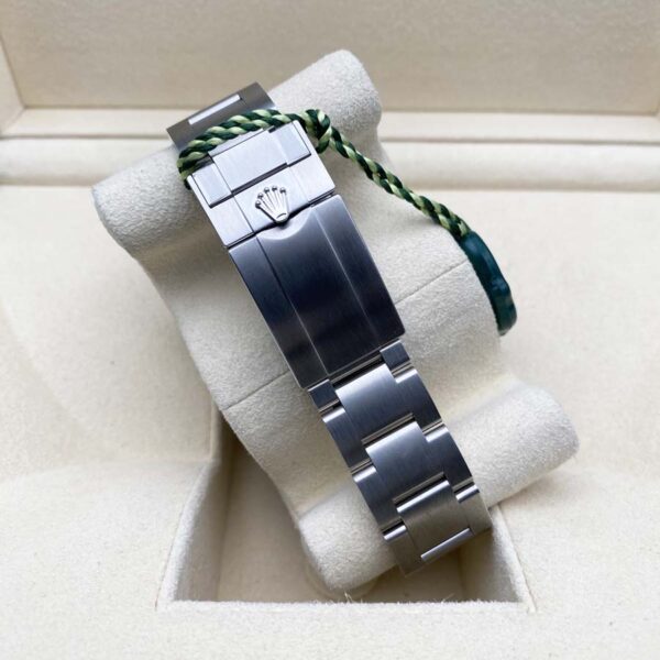IMG_9637.jpg Rolex Air-King 40mm 126900 Black Dial