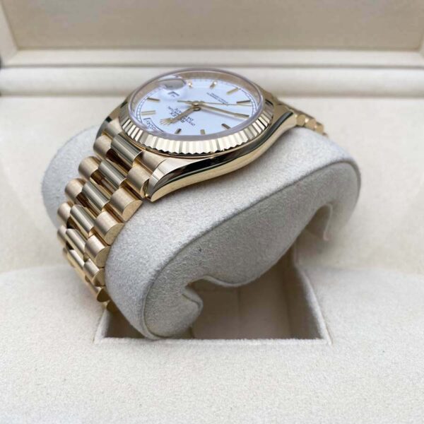 IMG_9910.jpg Rolex Day-Date 36mm Presidential 128238 Fluted Bezel White Dial